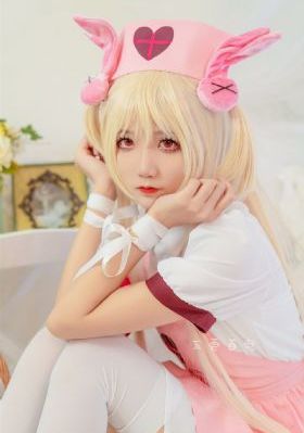 伊人免费视频二