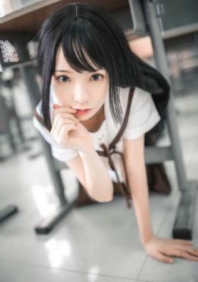 丝袜足交在线播放